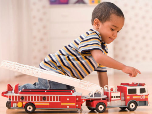 Giúp con phát triển các kỹ năng dự đoán, kiểm tra, giám sát và đánh giá Cách giúp bé tư duy sáng tạo