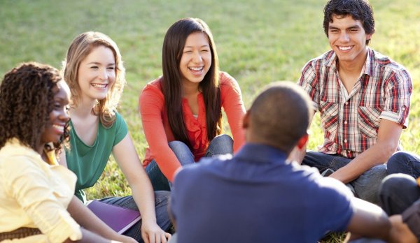 Quan hệ với các nhóm sinh viên để nâng cao kỹ năng giao tiếp Quan hệ với các nhóm sinh viên để nâng cao kỹ năng giao tiếp