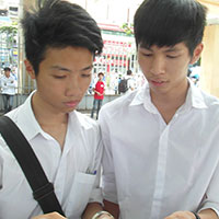 Đề thi khảo sát chất lượng đầu năm lớp 11 môn Ngữ văn năm 2015 - 2016 trường THPT Thuận Thành số 1, Bắc Ninh