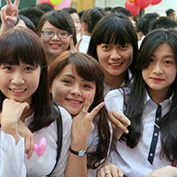 Đề thi khảo sát chất lượng đầu năm lớp 11 môn Vật lý năm 2015 - 2016 trường THPT Thuận Thành số 1, Bắc Ninh