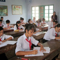 Đề thi học sinh giỏi môn Lịch sử lớp 9 năm học 2013 - 2014 huyện Lâm Thao, Phú Thọ