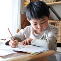 Đề thi học sinh giỏi tiếng Anh cấp tiểu học lớp 5 năm học 2013-2014 (Phần nghe hiểu và kiến thức ngôn ngữ)