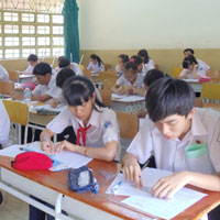 Đề thi học sinh giỏi môn Lịch sử lớp 9 năm học 2014 - 2015 trường THCS Tân Trường, Hải Dương