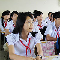 Đề kiểm tra viết số 2 môn Tiếng Anh lớp 7 trường THCS Cự Nẫm, Quảng Bình