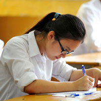 Bài tập trắc nghiệm Tiếng Anh lớp 10 Unit 10 Conversation - Phần phát âm