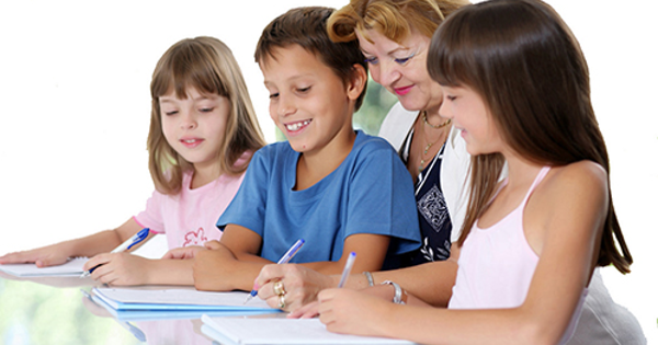 Đề thi cuối kì 1 môn Toán lớp 4 năm 2015-2016 Trường TH Nguyễn Thị Minh Khai