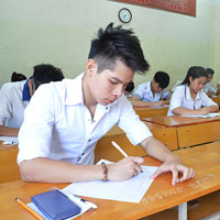 Đề thi học kì 1 môn Toán lớp 11 trường THPT Xuân Trường C, Nam Định năm học 2015 - 2016