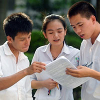 Đề thi học kì 1 môn Địa lý lớp 12 trường THPT Phan Ngọc Hiển, Cà Mau năm học 2015 - 2016