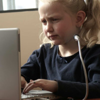 Đề thi Violympic Toán lớp 3 vòng 11 năm 2015 - 2016