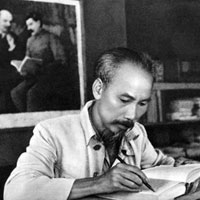 Phân tích bài Tinh thần yêu nước của nhân dân ta của Hồ Chí Minh