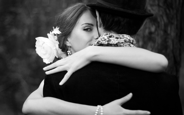 Một số động từ 'ôm' hiếm gặp trong tiếng Anh Tài liệu học từ vựng tiếng Anh