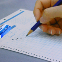 Đề thi tuyển sinh vào lớp 10 môn tiếng Anh năm học 2013-2014 Sở GD-ĐT Quảng Ngãi