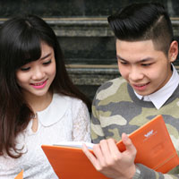 Đề thi học kỳ 2 môn tiếng Anh lớp 7 trường THCS Lê Hồng Phong, Krông Buk năm học 2015 - 2016