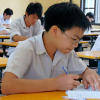 Đề kiểm tra 15’ môn Tiếng Anh lớp 6 trường THCS Lê Hồng Phong