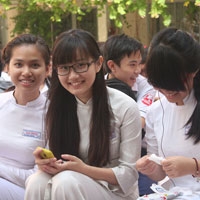 Đề kiểm tra 15 phút học kì 2 môn Địa lý lớp 11 trường THPT Phạm Văn Đồng năm học 2015 - 2016