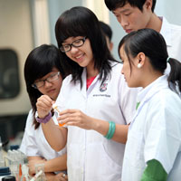 Đề kiểm tra 1 tiết học kì 2 môn Sinh học lớp 11 trường THPT Nguyễn Huệ, Thừa Thiên Huế năm học 2015 - 2016