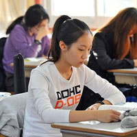 Đề thi giữa học kì 2 môn Toán lớp 10 (cơ bản) trường THPT Phan Văn Trị, Cần Thơ năm học 2015 - 2016