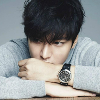 Phân biệt Wear và Put on