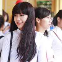 Đề thi thử vào lớp 10 môn Tiếng Anh không chuyên trường THPT Hà Nội - Amsterdam năm 2015