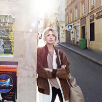 Đề thi học kỳ 2 môn Tiếng Anh lớp 7 trường THCS Phong Vân năm học 2015 - 2016