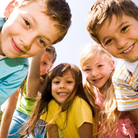 Đề thi học kỳ 2 môn Tiếng Anh lớp 5 trường Tiểu học Huỳnh Thúc Kháng năm học 2015 - 2016