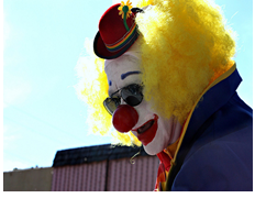 Đề thi học kỳ II môn Tiếng Anh lớp 2 sách First Friend I năm học 2015 - 2016