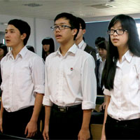 Đề thi khảo sát đầu năm lớp 10 môn Tiếng Anh năm 2015 - 2016 trường THPT Minh Phú