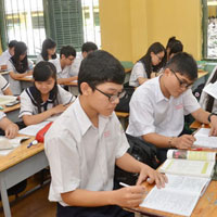 Đề thi tuyển sinh vào lớp 10 môn Tiếng Anh năm học 2015 - 2016 phòng GD - ĐT Thanh Ba