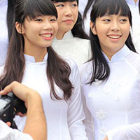 Đề thi thử THPT Quốc gia môn Ngữ văn đợt 2 năm học 2015 - 2016 trường THPT Hàm Long, Bắc Ninh