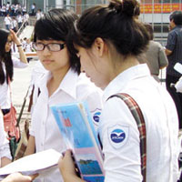 Đề thi thử vào lớp 10 môn Anh lần 1 năm học 2016 - 2017 huyện Sông Lô, Vĩnh Phúc