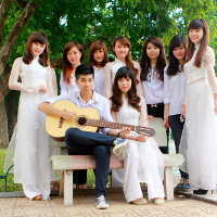 Đề thi tuyển sinh vào lớp 10 môn Tiếng Anh (Chuyên) năm học 2016-2017 trường THPT Chuyên Lê Hồng Phong, Nam Định