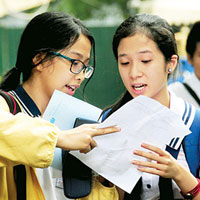 Đề thi vào lớp 10 môn Tiếng Anh năm học 2016 - 2017 sở GD - ĐT An Giang