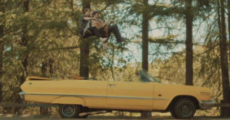 Nhìn hình đoán tên bài hát âu mỹ 