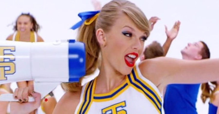 Nhìn hình đoán tên bài hát âu mỹ