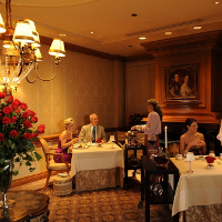 Từ lóng và cụm từ Tiếng Anh chuyên dùng ở nhà hàng