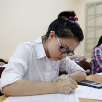 Có bắt buộc phải có giấy báo dự thi mới được dự thi?