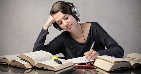 Luyện nghe tiếng anh theo chủ đề