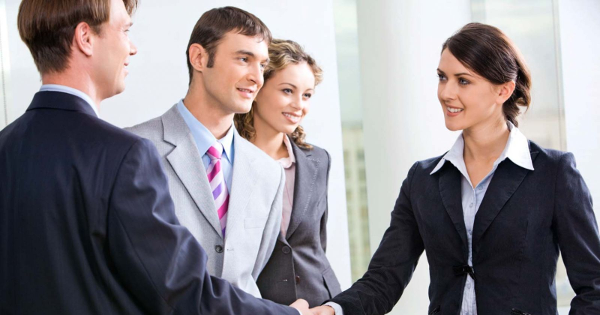 Tiếng Anh Giao tiếp văn phòng Lesson 3: Lưu hồ sơ