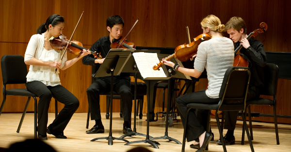 Từ vựng luyện thi nói IELTS theo chủ đề: Music