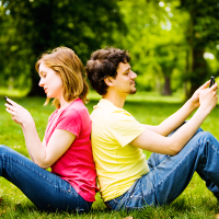 Luyện nghe chép chính tả: Cell Phone Messages