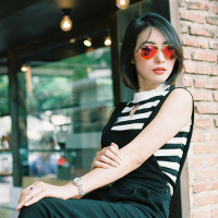 Dáng ngồi tố cáo tính cách phái nữ