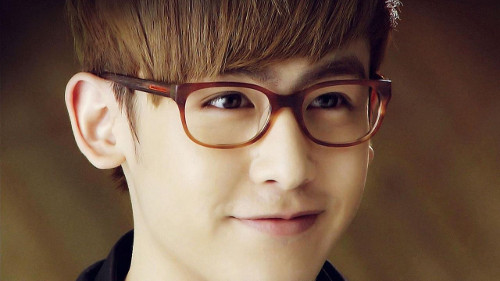 Đoán tên các ca sỹ 