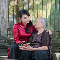 Bài văn mẫu lớp 10: Cảm nghĩ về một người thân yêu nhất