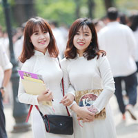 Đề thi khảo sát chất lượng đầu năm môn Ngữ văn lớp 11 trường THPT Phan Ngọc Hiển, Cà Mau năm học 2015 - 2016