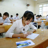 Đề thi chọn lớp khối 10 môn Lịch sử trường THPT Yên Lạc 2, Vĩnh Phúc năm học 2016 - 2017