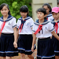 Giáo án Hình học 6 chương 1 bài 2: Ba điểm thẳng hàng