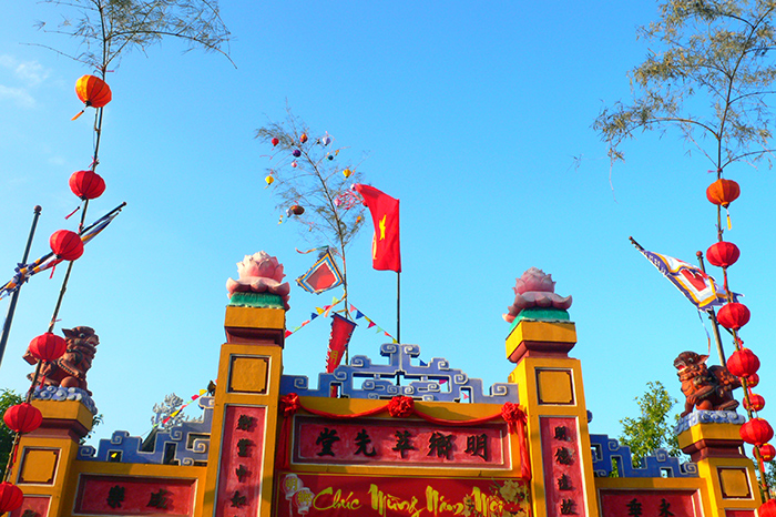 Thuyết minh về hình ảnh câu nêu ngày Tết