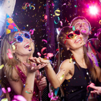 Bài tập tự luận Tiếng Anh lớp 11 Unit 3: A Party