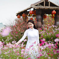 Đề thi học kì 1 môn Vật lý lớp 12 trường THPT Đông Du, TP.HCM năm học 2015 - 2016