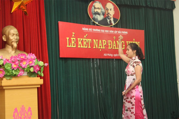 Mẫu lời tuyên thệ của Đảng viên mới